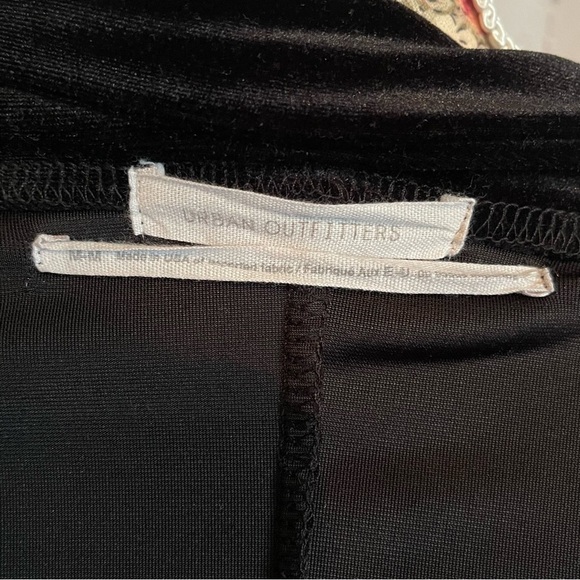 Urban Outfitters Velvet Black Dress - Picture 5 of 5